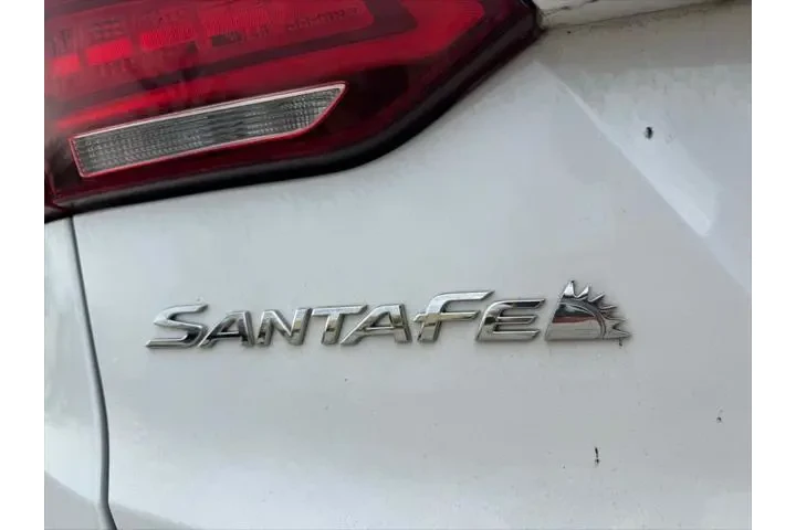$11366 : Hyundai SANTA FE Sport 2017 image 10