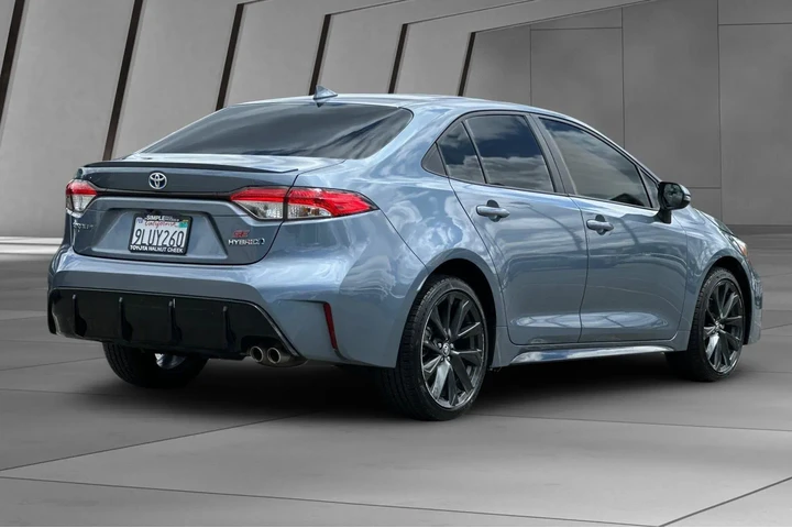 $25500 : Toyota Corolla Hybrid 2024 S image 4