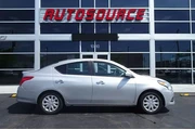 2019 Versa Sedan en Milwaukee