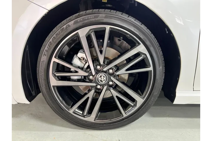 $33988 : Gold Certified2025 Camry XSE image 9