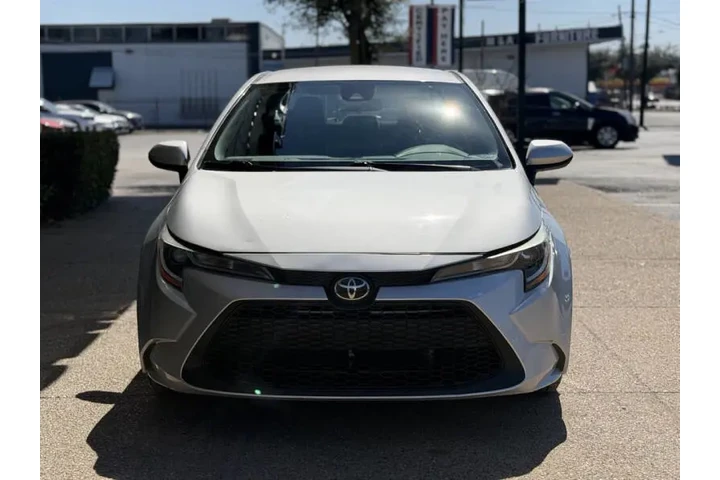 $19999 : 2020 Corolla LE image 5