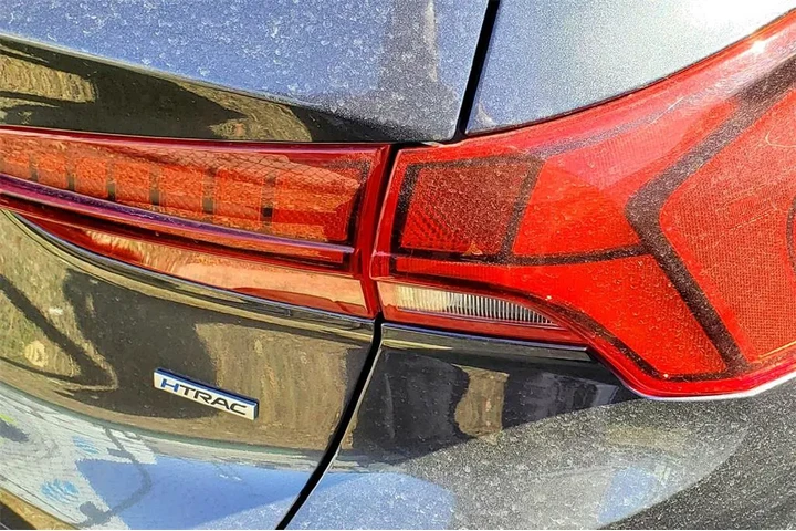 $21794 : Hyundai SANTA FE 2023 AWD SE image 5