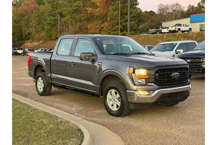 $36971 : Ford F-150 2023 4x4 XL 4dr S image 3