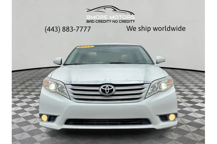 2011 Avalon image 3
