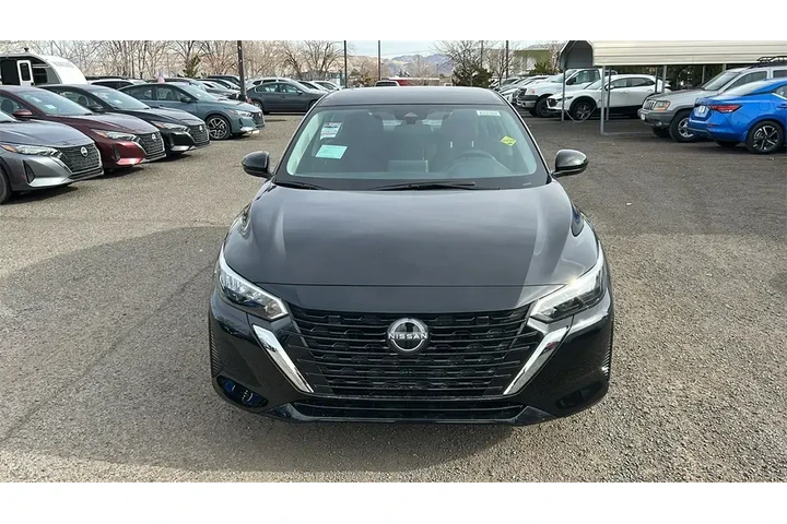 $21288 : Nissan Sentra 2025 SV 4dr Se image 9