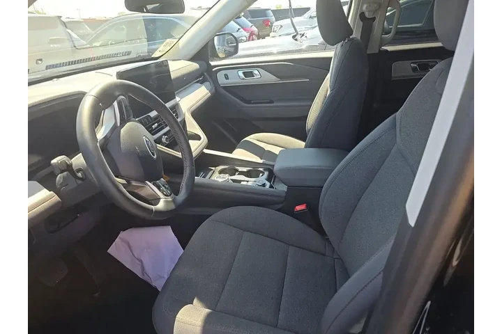 $31898 : Ford Explorer 2025 Active 4d image 7