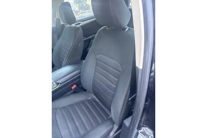 $26545 : Ford Fusion 2020 SE 4dr Seda image 10