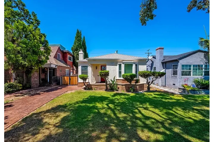 $1450 : Built in 1941, this beautifull image 1