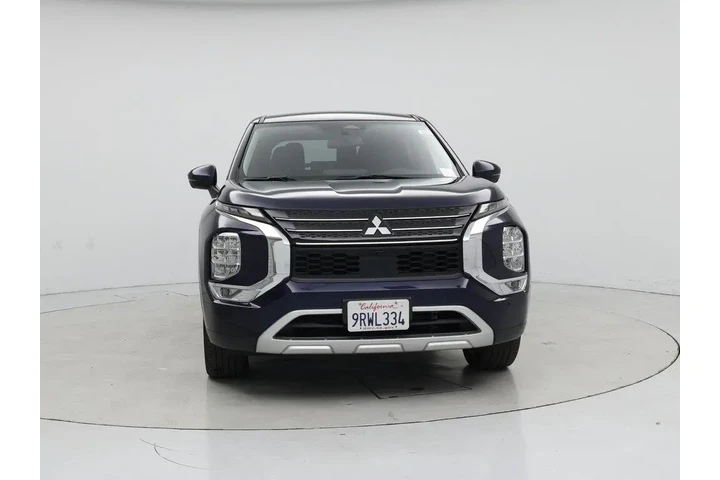 $25998 : Mitsubishi Outlander 2024 SE image 5