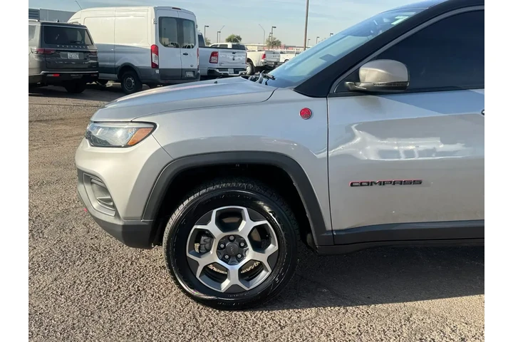 $20900 : Jeep Compass 2022 4x4 Trailh image 10