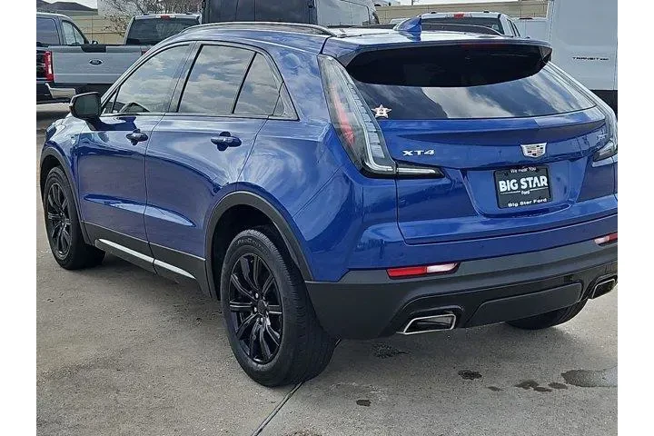 $27000 : Cadillac XT4 2023 Sport 4dr image 5