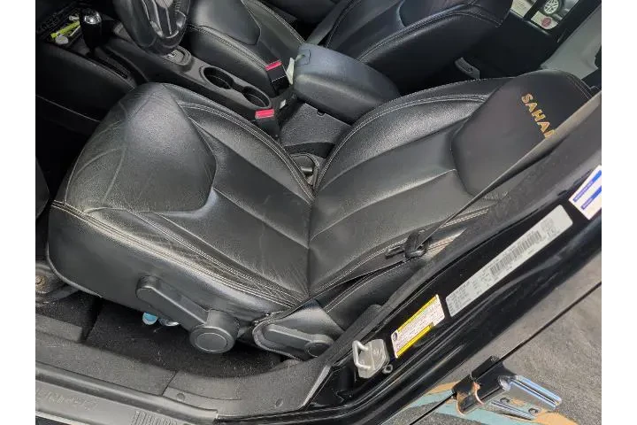 $19878 : Jeep Wrangler Unlimited 2015 image 3