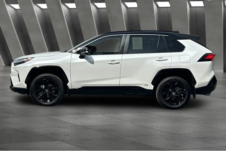 $39500 : Toyota RAV4 Hybrid 2023 AWD image 8