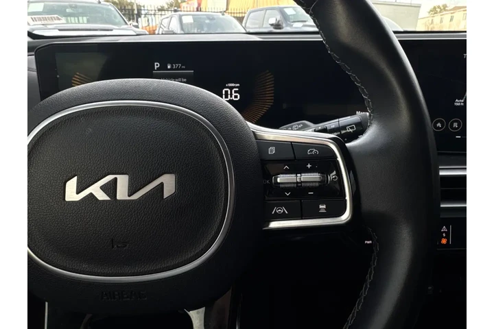 2024 Sorento S 2WD image 9