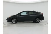 $26998 : Toyota Prius 2020 XLE 4dr Ha thumbnail