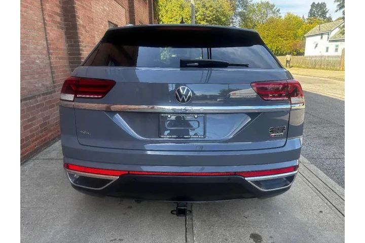 $22500 : 2022 Atlas Cross Sport SEL 4M image 10