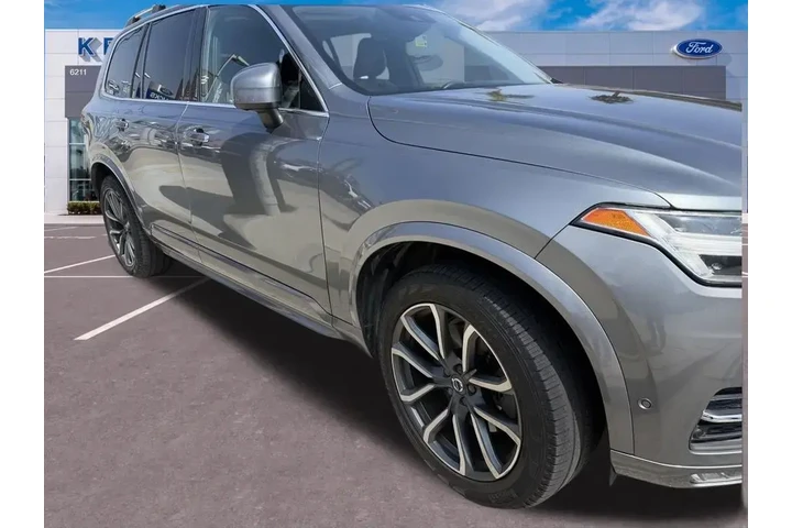 $16372 : Volvo XC90 2018 AWD T6 Momen image 6