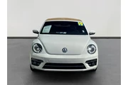 Volkswagen Beetle Convertibl thumbnail