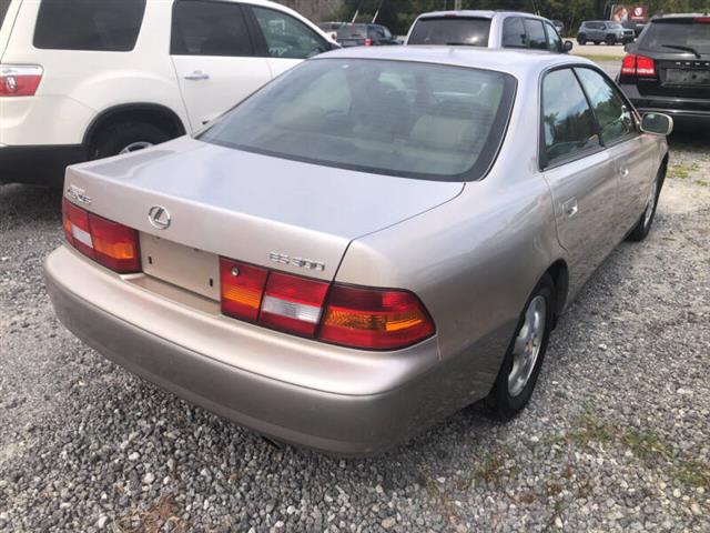 $4995 : 1999 ES 300 image 8