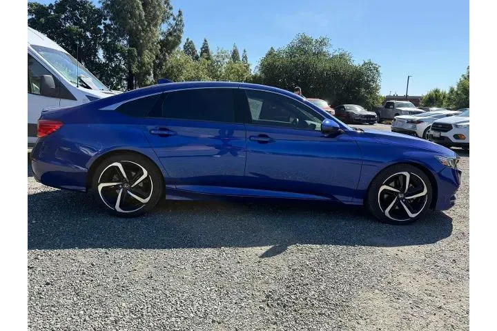 $22500 : Honda Accord 2020 Sport 4dr image 6