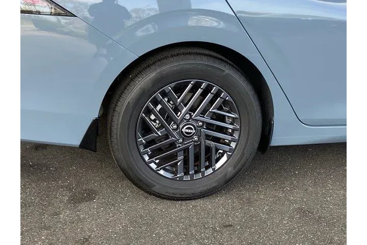 $25487 : Nissan Sentra 2026 SV 4dr Se image 10