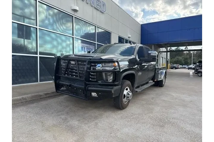 Chevrolet Silverado 3500HD 2 image 4