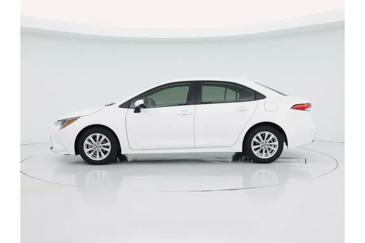 $22998 : Toyota Corolla 2023 LE 4dr S image 3