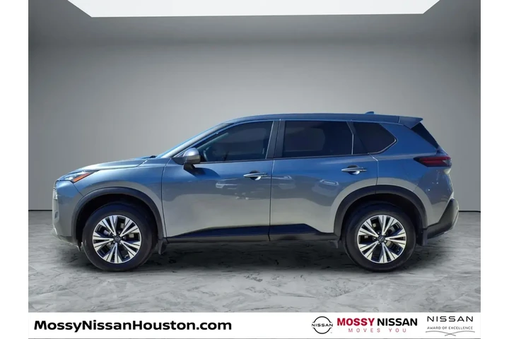$17295 : Nissan Rogue 2023 SV 4dr Cro image 5