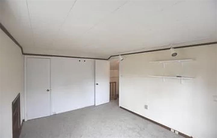 $1550 : Apartment for rent asap image 7