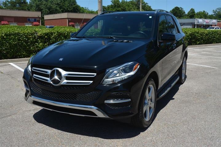 2017 Mercedes-Benz GLE 350 image 2