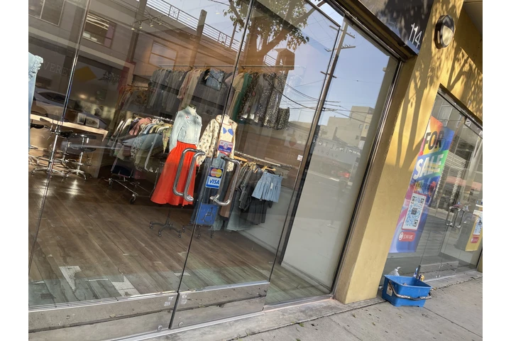 Limpieza de graffitis image 6