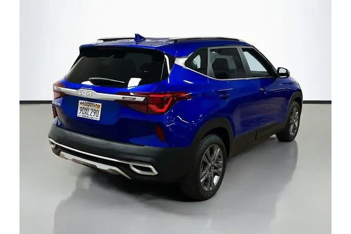 $19772 : Kia Seltos 2023 S 4dr SUV image 7