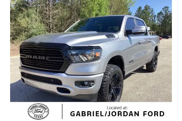 $26830 : Ram 1500 2020 4x4 Lone Star image 3