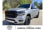 $26830 : Ram 1500 2020 4x4 Lone Star thumbnail