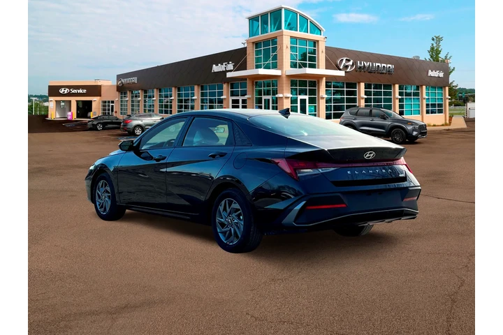 $21500 : Hyundai ELANTRA Hybrid 2025 image 5