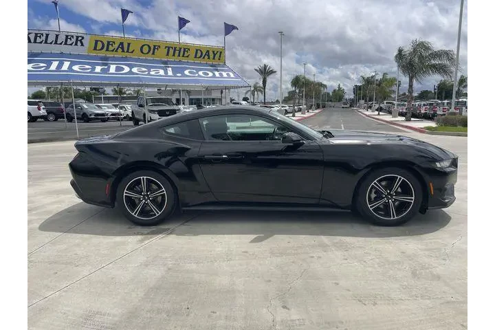 $29578 : Ford Mustang 2024 EcoBoost 2 image 9