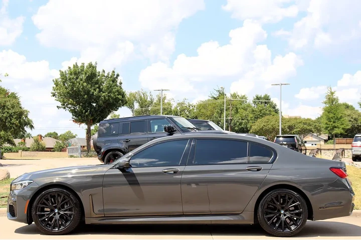 $54998 : 2022 7 Series 750i xDrive image 7