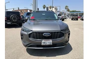 $20730 : Ford Escape Plug-In Hybrid 2 thumbnail