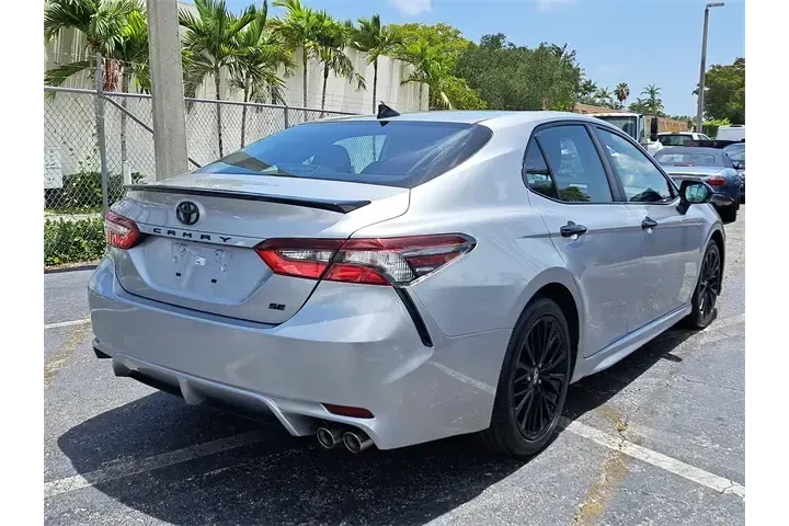$20990 : Toyota Camry 2021 SE 4dr Sed image 3