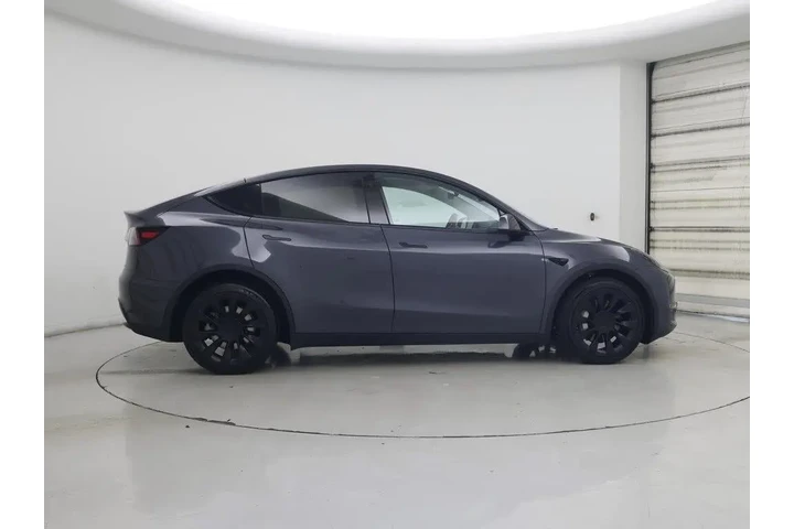 $37998 : Tesla Model Y 2023 AWD Long image 7
