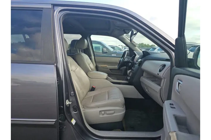 $14495 : 2015 Pilot EX-L w/DVD image 9