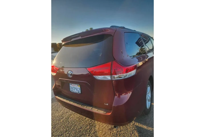 $15599 : 2014 Sienna LE 7-Passenger Au image 7