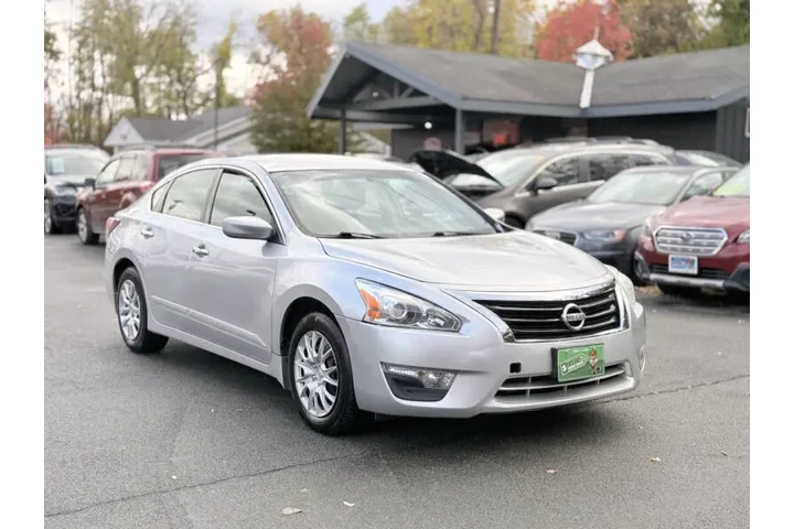 $6995 : 2015 Altima 2.5 S image 5