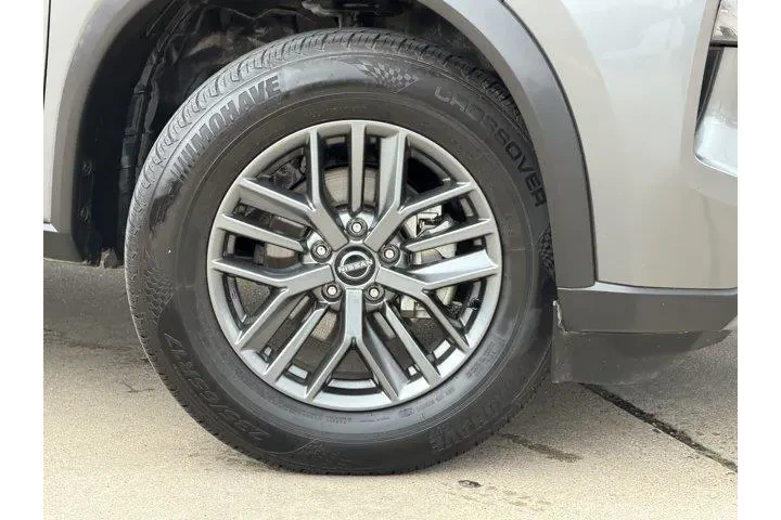 $18716 : Nissan Rogue 2023 S 4dr Cros image 3