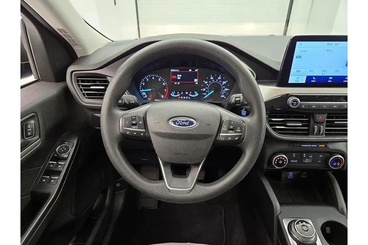 $13998 : Ford Escape 2022 SE 4dr SUV image 10