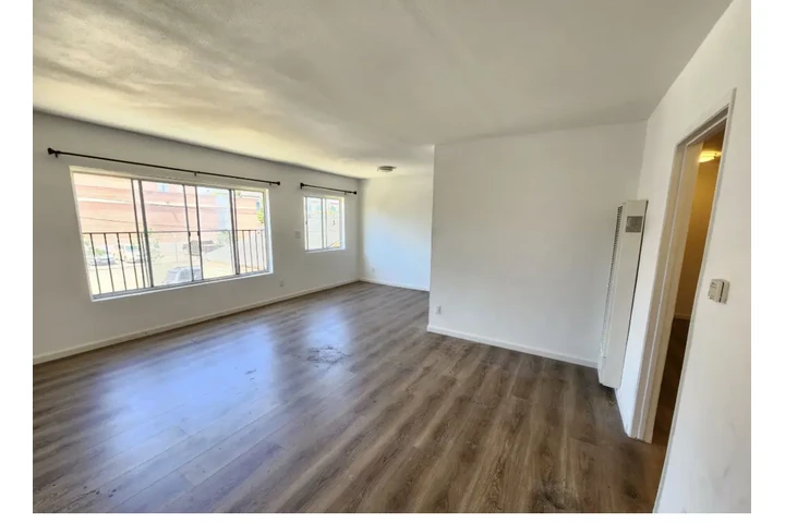 RENTO APARTAMENTO image 2