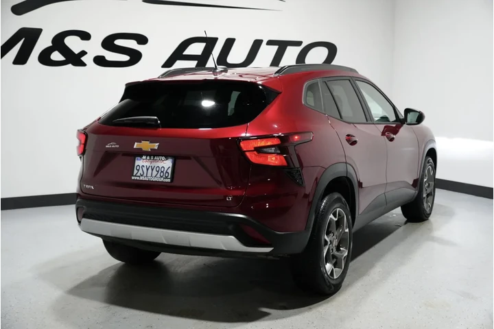 $19649 : 2025 Trax image 8