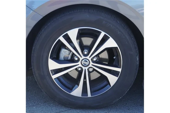 $17984 : 2021 Sentra SV image 10