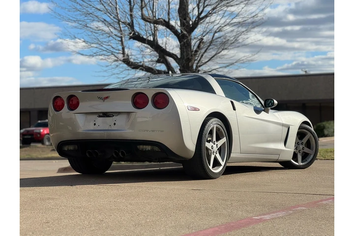 $24500 : 2005 Corvette image 6