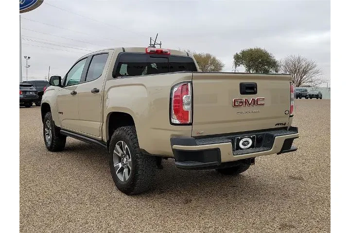 $29764 : GMC Canyon 2021 4x4 AT4 4dr image 3
